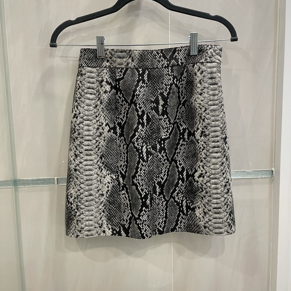 SNAKE SKIN LEATHER SKIRT